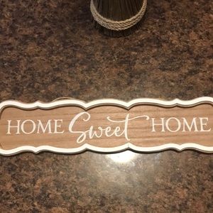 I am selling this home decor sign!! It is brand new! It’s an amazing sign!!